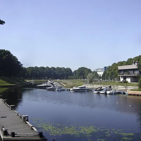 Elisabeth Apartament Parnawa